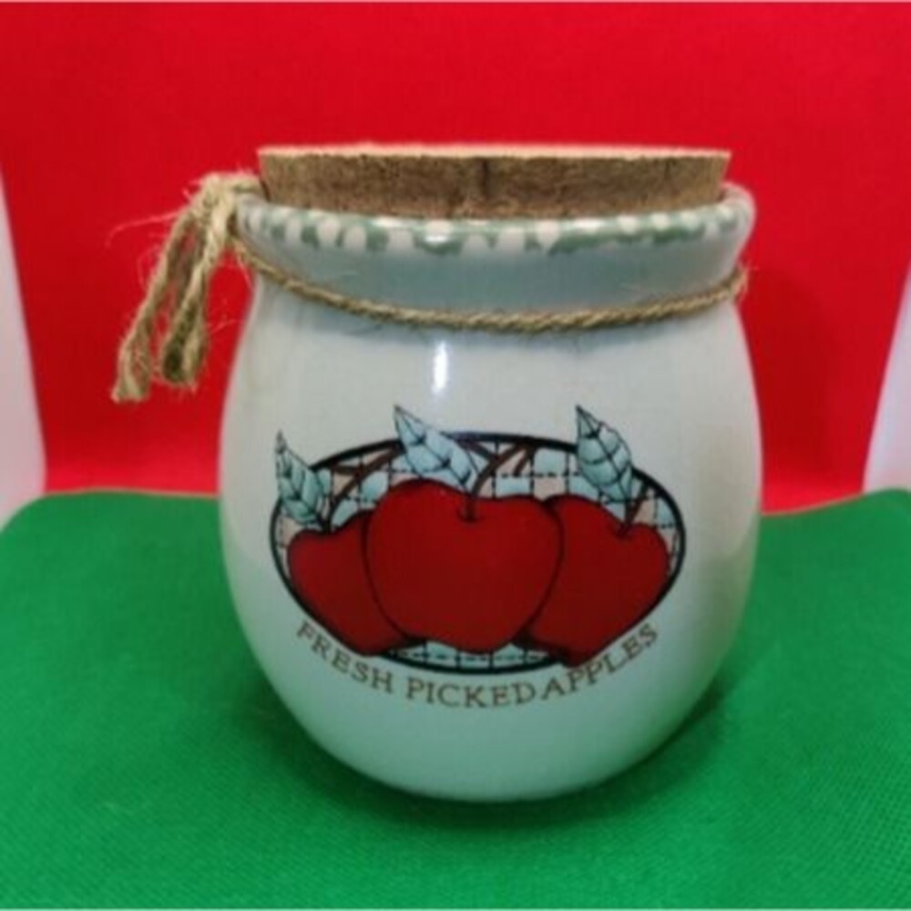 Apple Design Spice Jar